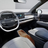 Interiér EV3 z pohledu řidiče