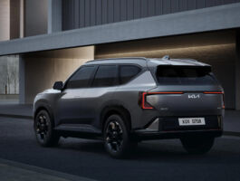 Ikonická a pokroková